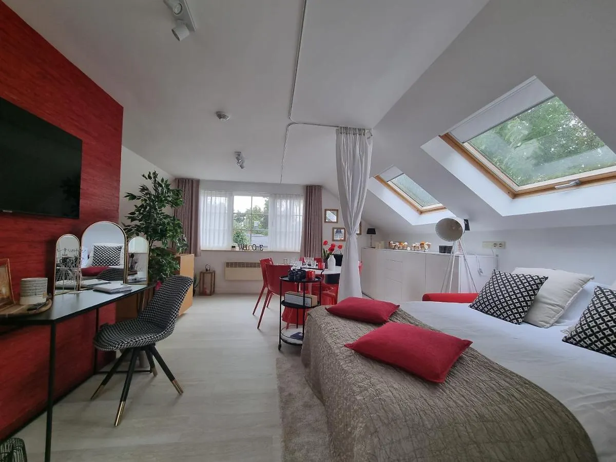 Studio 107 Bed and Breakfast Gistel